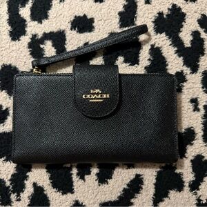 Coach Tech Wristlet Wallet